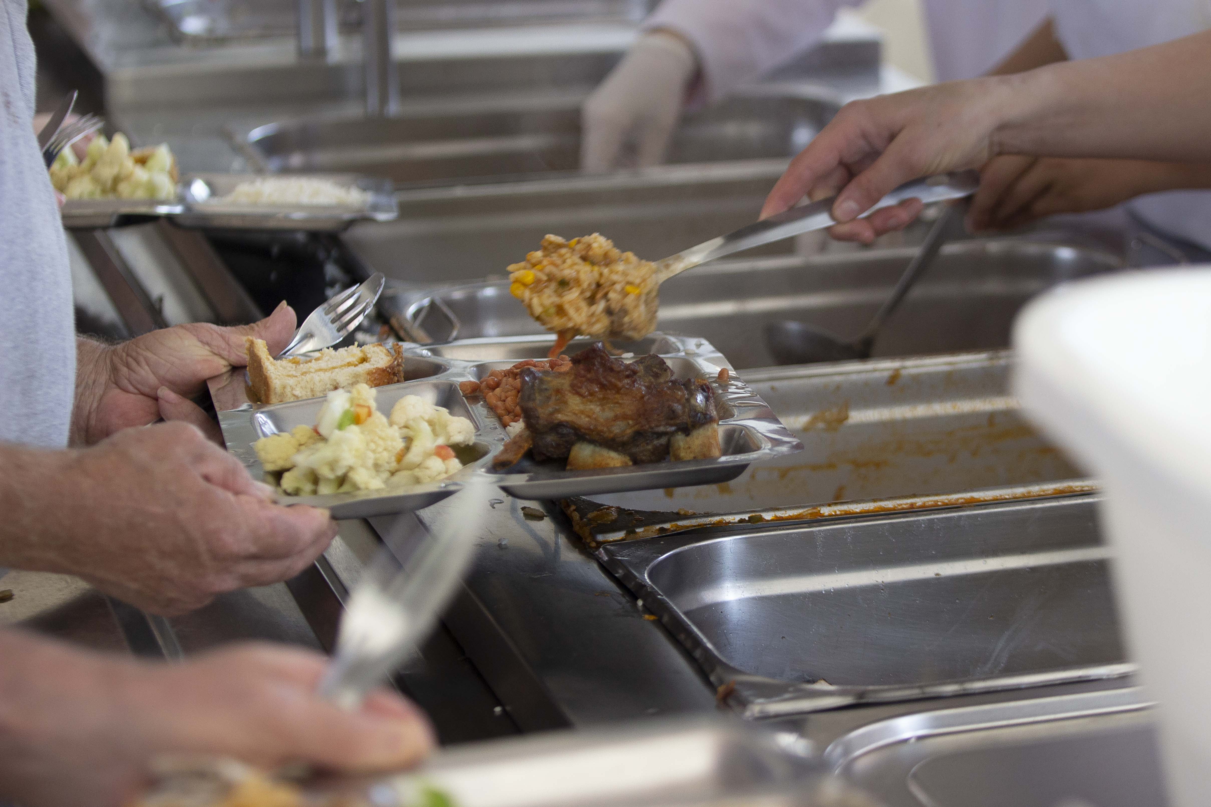 Restaurantes Populares retornam no dia 6 de fevereiro - Toledo Web Agora