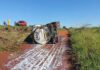 Carreta com 30 mil litros de leite com destino à Marechal Rondon tomba na região