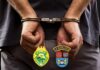Homem com mandado de prisão de Toledo é preso durante abordagem em Maringá