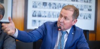 Deputado anuncia investimentos de 16 bilhões de reais no Paraná