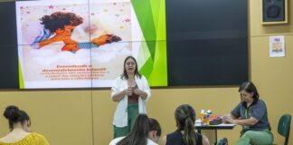 Curso aborda a importância do desenvolvimento de crianças nas instituições de acolhimento