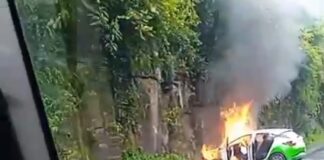 Carro da Prefeitura do interior do Paraná pega fogo após acidente e quatro pessoas ficam feridas