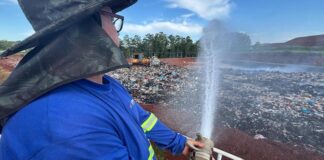 Fogo no Aterro Sanitário de Toledo é controlado por equipes da Prefeitura
