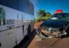 Acidente entre carro e ônibus da saúde de Assis Chateaubriand deixa mulher ferida