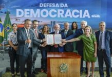 Em ato em defesa da democracia, Lula veta integralmente o chamado “PL da Dosimetria”