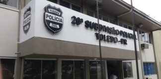 Homem é levado à delegacia após agressão em Toledo