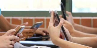 MEC vai avaliar efeitos da restrição do uso de celulares nas escolas
