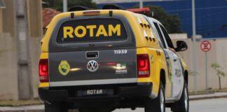 ROTAM apreende drogas e flagra criança sem segurança durante abordagem no bairro Panorama em Toledo