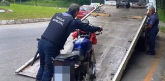 Suspeito de tráfico e conduzindo moto sem habilitação é preso em Toledo em ação policial