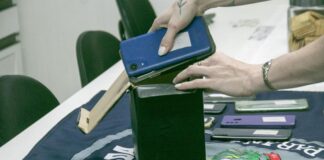 População pode recuperar celulares esquecidos em transporte público na Guarda Municipal