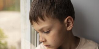 Janeiro Branco: como identificar sinais e falar sobre saúde mental com crianças e adolescentes?