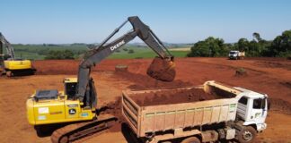 Com aporte de R$ 1,46 bilhão, Paraná amplia frota de máquinas agrícolas nos municípios