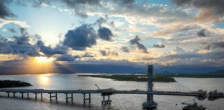 Obras da Ponte de Guaratuba continuam 24 horas por dia durante o Carnaval