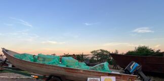 Barco carregado com cigarros é apreendido em Guaíra