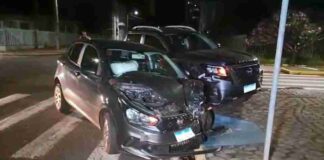 Batida entre carro e caminhonete deixa idosa ferida em Toledo