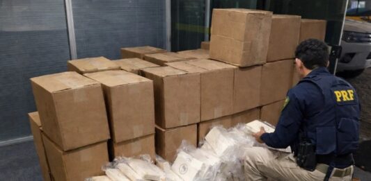 Operação prende no Oeste 4 suspeitos ligados à maior apreensão de cocaína da história de Santa Catarina