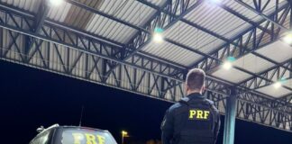 Polícia apreende medicamentos e anabolizantes em veículo ocupado por família na região