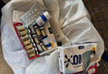 Receita Federal encontra remédios emagrecedores e anabolizantes escondidos em caixas de sabão em pó no Paraná