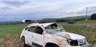 Capotamento na PR-585 deixa duas mulheres feridas entre Toledo e São Pedro do Iguaçu