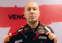 Flamengo anuncia contratação do técnico Leonardo Jardim