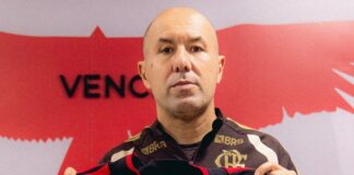 Flamengo anuncia contratação do técnico Leonardo Jardim