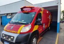 Idoso de 70 anos fica ferido em colisão entre carro e moto no bairro Botafogo em Marechal Rondon