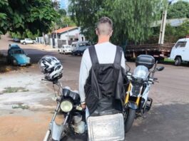 Motociclista é detido com cocaína após tentar fugir de abordagem em Cascavel