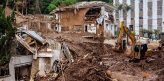 Sobe para 72 o número de mortos nas chuvas em Minas Gerais