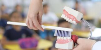 Toledo marca Dia Mundial da Saúde Bucal com ação em escola municipal