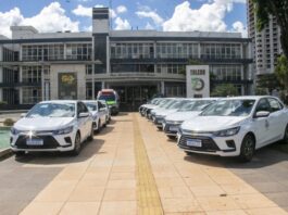 Prefeitura de Toledo entrega 12 novos veículos para reforçar serviços públicos