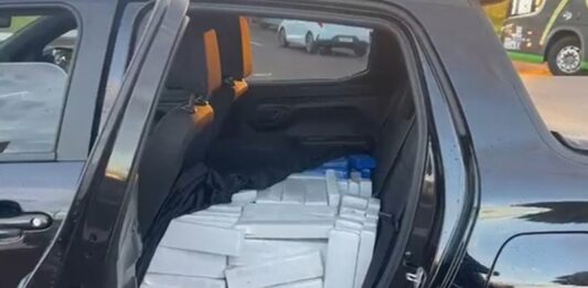 Adolescente é apreendido com quase meia tonelada de maconha na BR-277