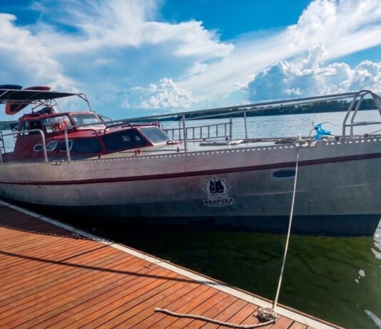 Embarcação avaliada em R$ 800 mil é recuperada no Rio Paraná