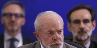 Lula quer acelerar fim da escala 6×1 em meio à queda de popularidade
