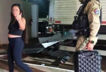 PM intercepta transporte de haxixe por aplicativo de carona e prende mulher na região