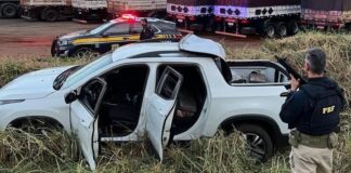 Perseguição na BR-323 termina com prisão e grande apreensão de drogas