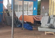 Funcionárias chegam para trabalhar e encontram homem dormindo dentro de empresa em Toledo