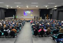 Guarda Municipal orienta jovens sobre uso correto de veículos elétricos