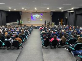 Guarda Municipal orienta jovens sobre uso correto de veículos elétricos