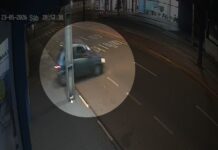 Marginais furtam veículo em frente a igreja de Toledo