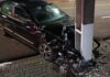 Motorista fica ferido após carro bater contra poste na Vila Pioneiro, em Toledo