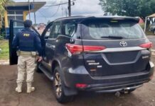 PRF recupera três caminhonetes Hilux levadas por ladrões na Região Oeste
