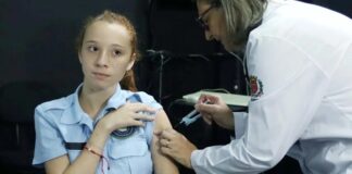 Governo do Paraná reforça campanha de vacinação contra gripe nas escolas estaduais