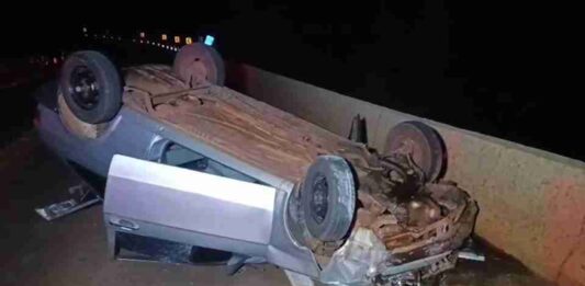 Motorista fica ferido após capotar carro sobre ponte entre Toledo e Ouro Verde do Oeste