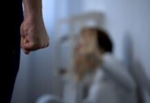 Mulher denuncia ameaça do ex-marido durante retirada de veículo em Toledo
