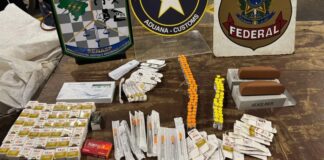 Receita Federal apreende medicamentos para emagrecimento avaliados em R$ 50 mil com estudantes de medicina.