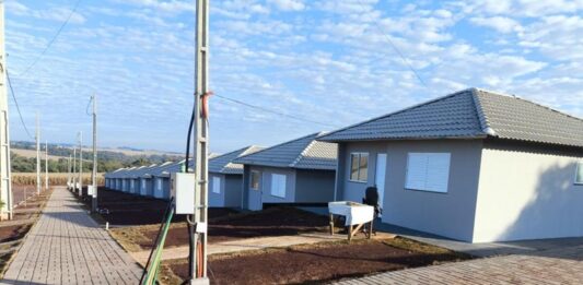 Casas populares de Novo Sarandi passam por vistoria