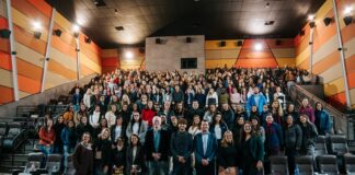 Sicredi Progresso reúne centenas de profissionais em Fórum de Educação no Paraná e em São Paulo
