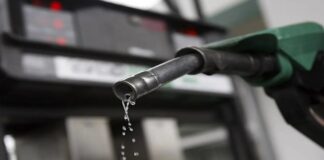 Gasolina terá mais etanol a partir de agosto, mas desconto será de apenas R$ 0,03 por litro