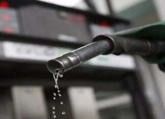 Gasolina terá mais etanol a partir de agosto, mas desconto será de apenas R$ 0,03 por litro