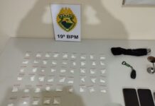 Homem é preso com 50 porções de cocaína após tentar fugir da Polícia Militar em Toledo